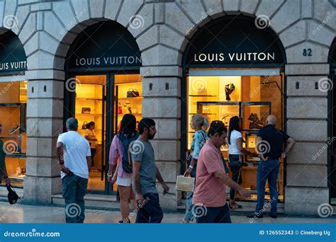 negozio louis vuitton verona